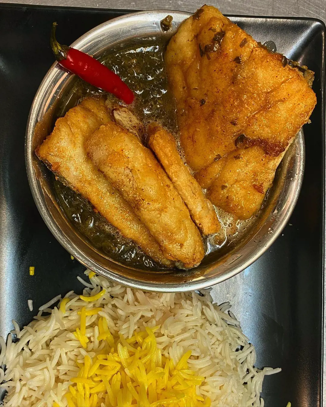 Spicy fried cod fillet in tamarind