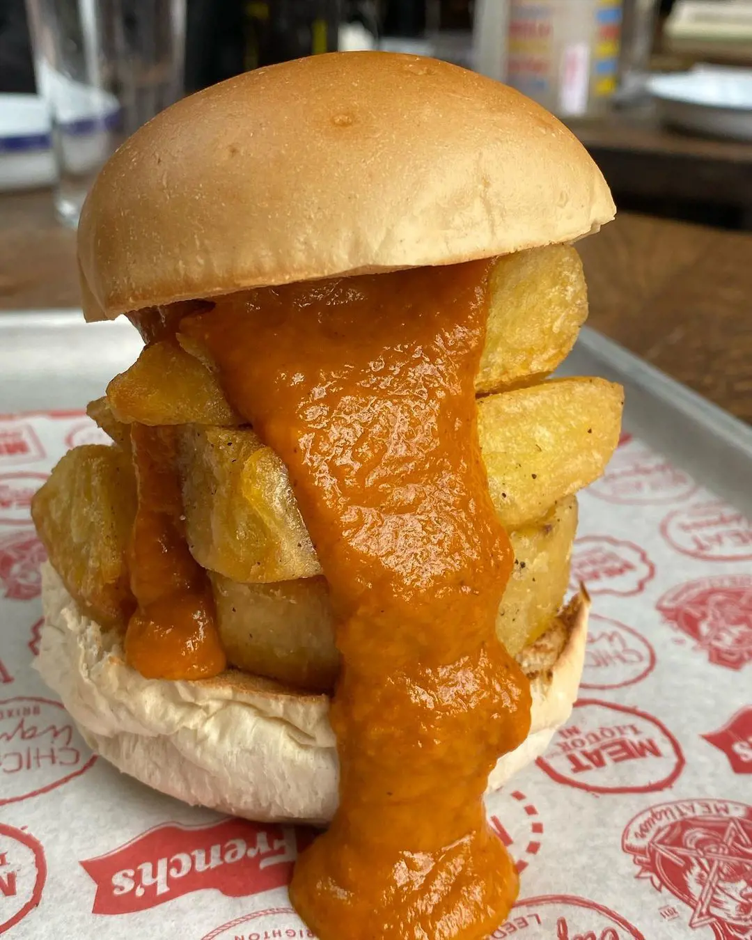Chip butty & Curry sauce