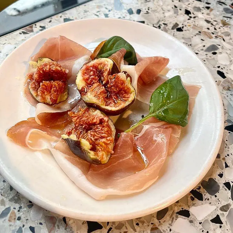 Prosciutto with figs