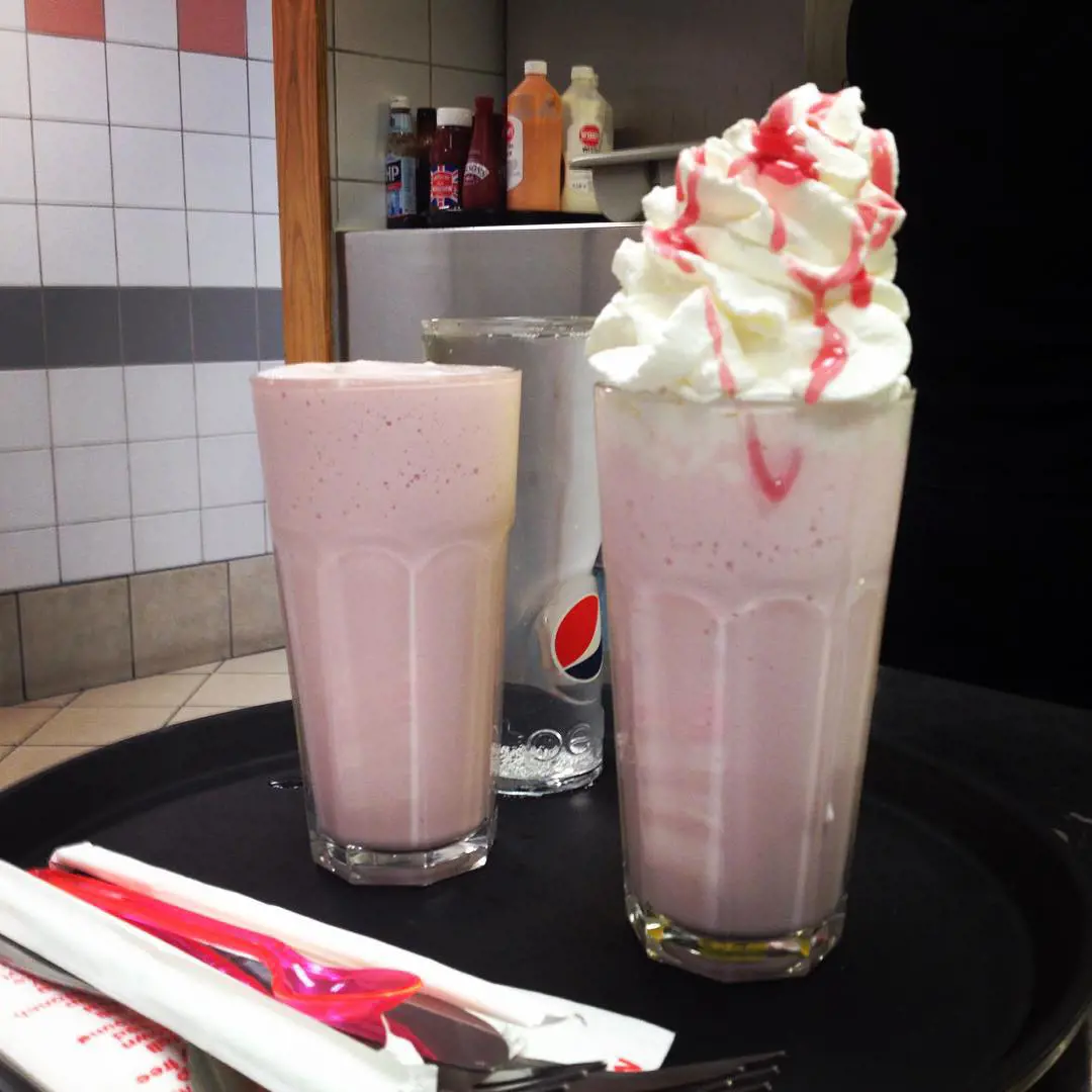 Strawberry Milkshake With Cream