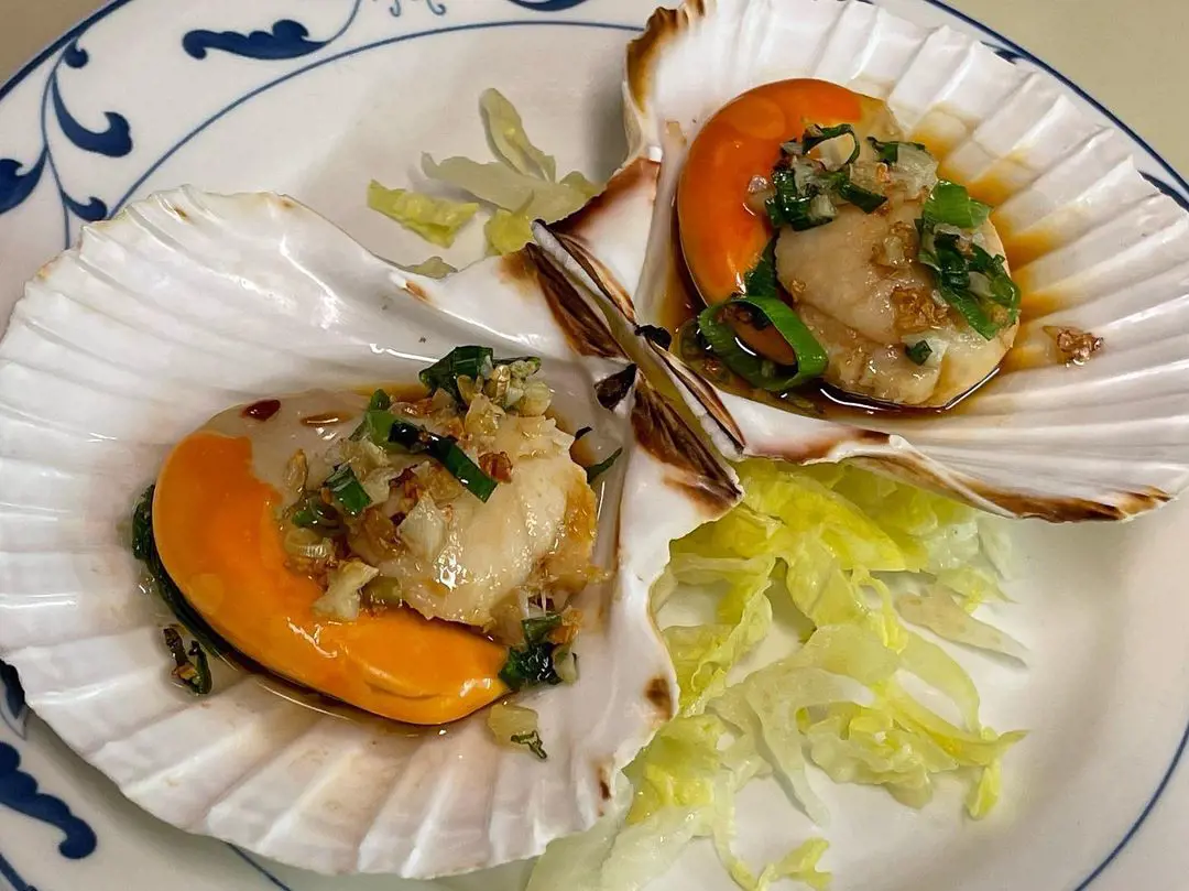 Steamed Scallop in Shell