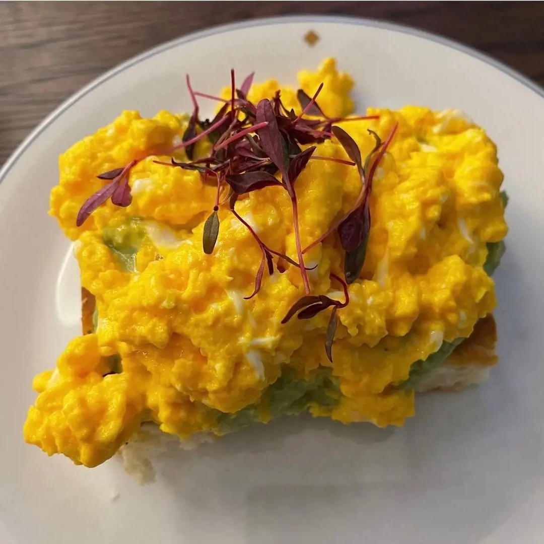 scrambled eggs 🍳 and avocado 🥑 anyone
